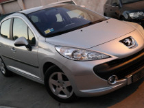 Peugeot 207 - an 2006, 1.4 (Benzina)