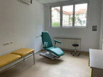 Spatiu comercial pretabil clinica 78mpu 5 camere Sibiu