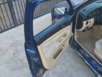 Dezmembrez Volkswagen Passat 1.9 diesel din 2001