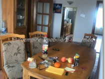 Apartament 3 camere decomandate Faleza Nord