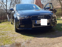 Audi a4 an 2012 masina