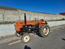 Tractor Fiat 300