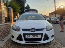 Ford Focus hatchback hidramat an 2011 km 124000 motor 2000