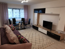 Proprietar, inchiriez Apartament  2 cam bloc nou Central