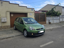 * Ford fiesta * 2007 * unic proprietar * 63.000 km * ca nouă *