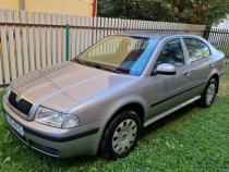 Vând Skoda Octavia Tour