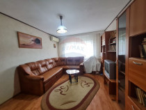 Apartament cu doua camere de vanzare situat central