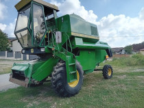 Combina agricola JOHN DEERE 975 Hydro 4 recent adusa.