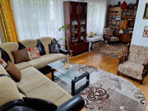 Apartament cu 4 camere Sasar, strada Narciselor