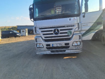 Cap Tractor Mercedes-Benz cu Semi-remorcă Basculabilă