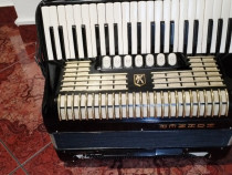 Acordeon hohner verd3