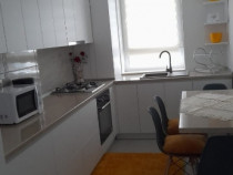 Vând apartament!!!!