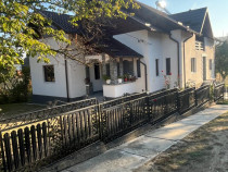 Casa Topoloveni (merita văzută)