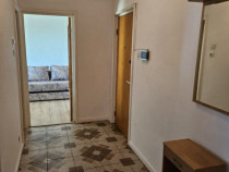 Apartament cu 3 camere decomandat