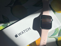 Apple Watch SE (Gen 2) 44mm