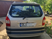 Vând Opel Zafira 2004