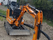 Mini excavator de vânzare