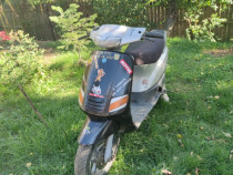 Scuter Piaggio zip