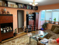 Apartament 3 camere, centrala proprie, zona Girocului