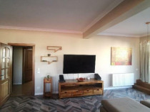 Apartament 4 camere - 2 LOCURI DE PARCARE - TERASA 100 MP -