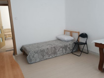 Apartament 2 camere, de inchiriat. Centrul civic