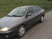 Renault Megane 1 an 2002