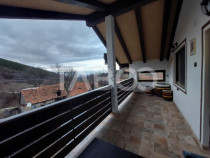 Casa de vacanta - pensiune 96 mp teren de 875 mp in Rasinari