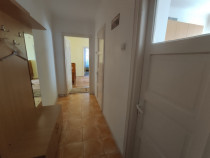 Particular inchiriez apartament 2 camere in Centrul Civic , Mesota