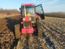 Vând tractor International 844 xl