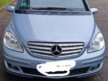 Mercedes b 180 Mașina impecabilă cu Km reali pe acte.