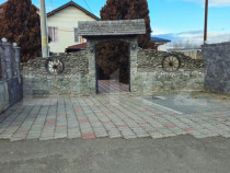 Casa de inchiriat, 7 camere, 160 mp, Targoviste