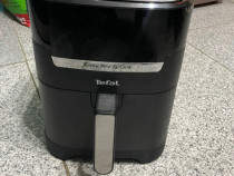 AirFryer Tefal negru