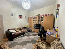 Apartament 2 camere, curte comuna,zona Traian