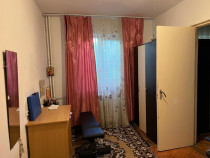 Apartament 2 camere Ploiești vest aleea Godeanu