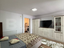 Garsoniera de vanzare, 28 mp, confort 1, zona Debarcader