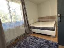 APARTAMENT CU 3 CAMERE, DAMBU, ETAJ INTERMEDIAR.