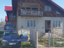 Casa in Teisani cu teren