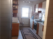 Apartament cu 2 camere, decomandat - zona Grivitei