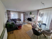 Apartament modern de 4 camere, 97 mp utili, zona Intre Lacur