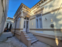 Casa Superba 3 camere, 127 mp utili , toate utilitatile, zon