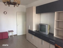 Apartament cu 2 camere, decomandat - zona Centru Civic.