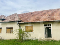 Casă de Vânzare, 4139 mp, Hăpria, Ciugud – Ideală ca L