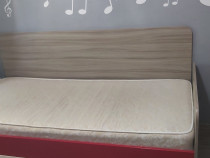 Pat 90x200cm impecabil