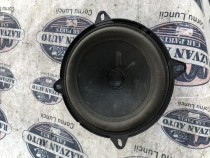 Boxa dreapta fata Dacia Duster 2013