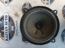 Boxa stanga spate Dacia Duster