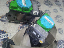 Set Centuri fata cu capsa Audi A4 B8 2009