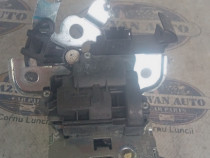 Broasca hayon Volkswagen Jetta 2012