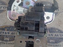 Broasca hayon Skoda Fabia 3 2015