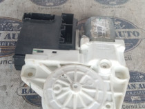 Motoras macara dreapta fata Volkswagen Jetta 2012