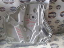 Macara geam dreapta spate Skoda Octavia 2 2010